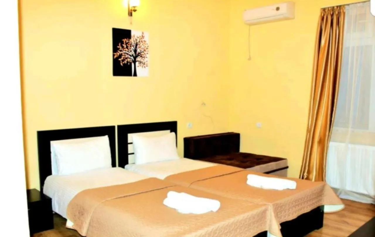 Hotel Qeroli Old Town Tbilisi 3*,